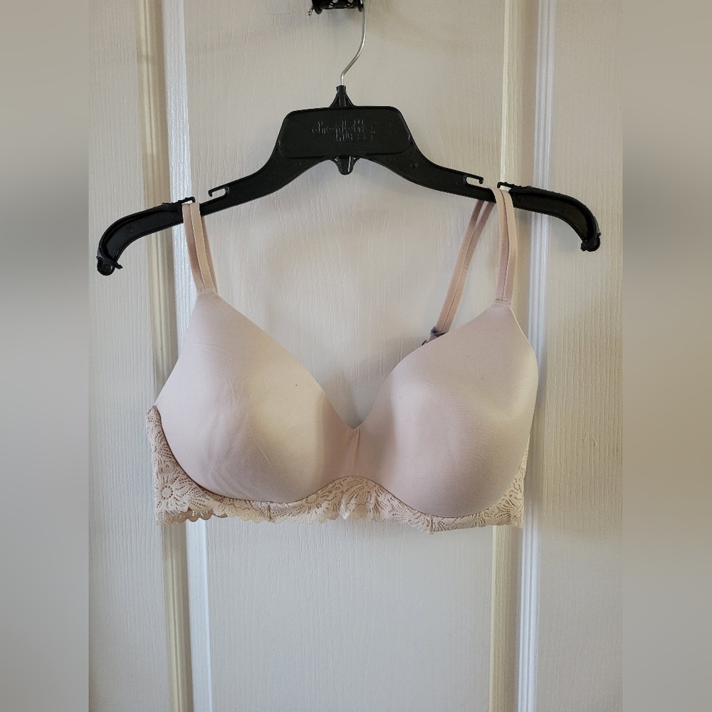 NWT Aerie Real Sunnie Wireless Lightly Lined Lace Bra Soft Satin Size 38D